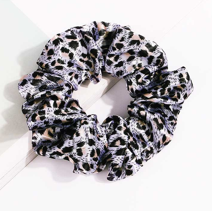 Mönstrad scrunchie