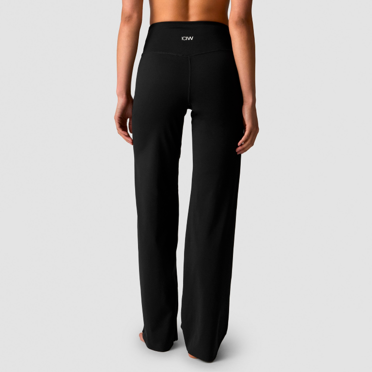 ICANIWILL Nimble Straight Leg Pants -housut