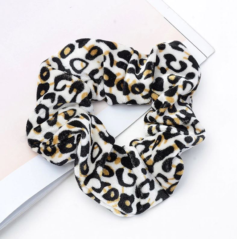 Mönstrad scrunchie
